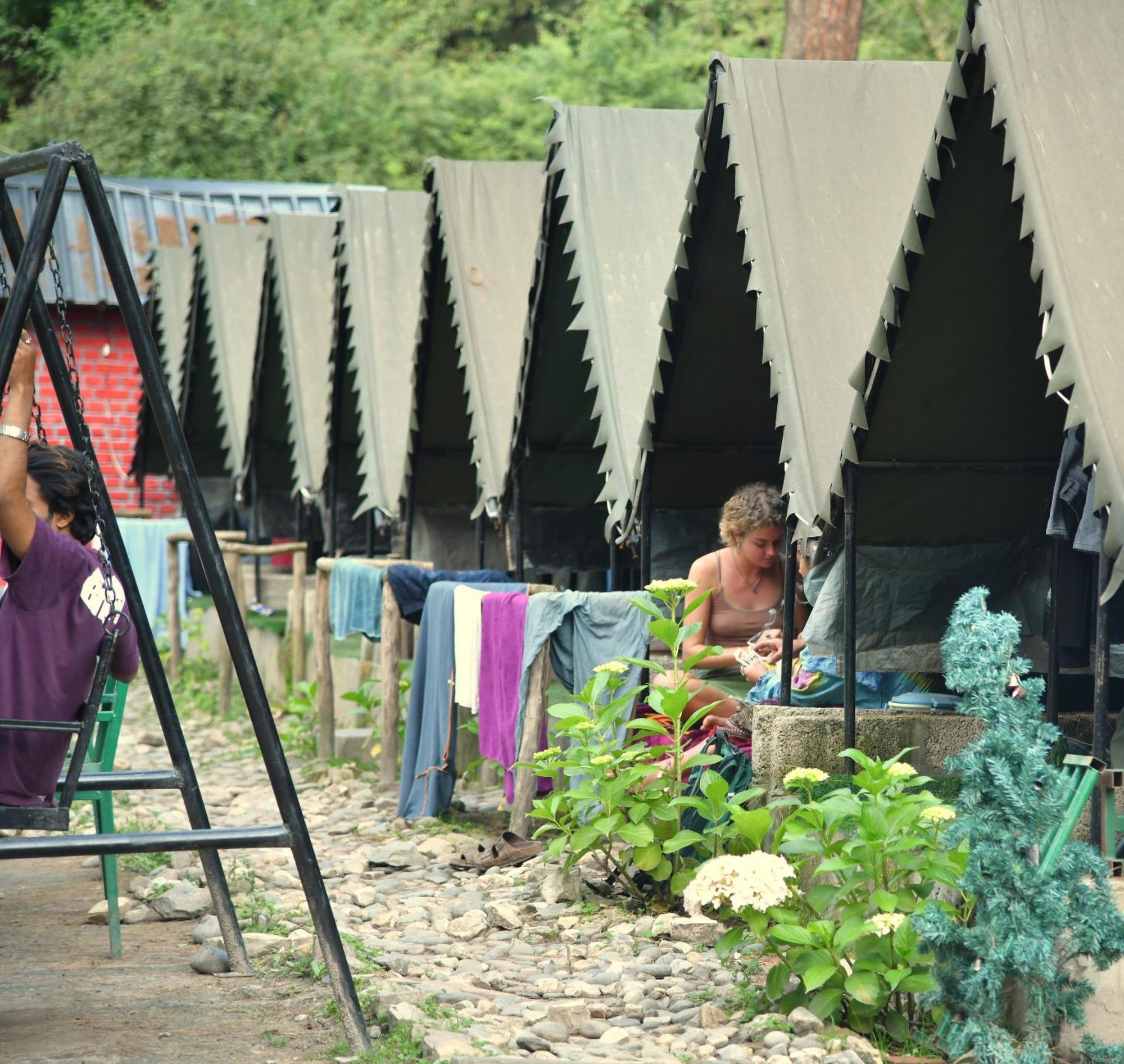 Himtrek Riverside Camps, Kasol Exteriör bild