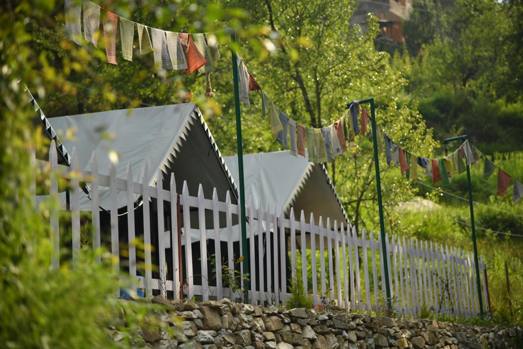 Himtrek Riverside Camps, Kasol Exteriör bild