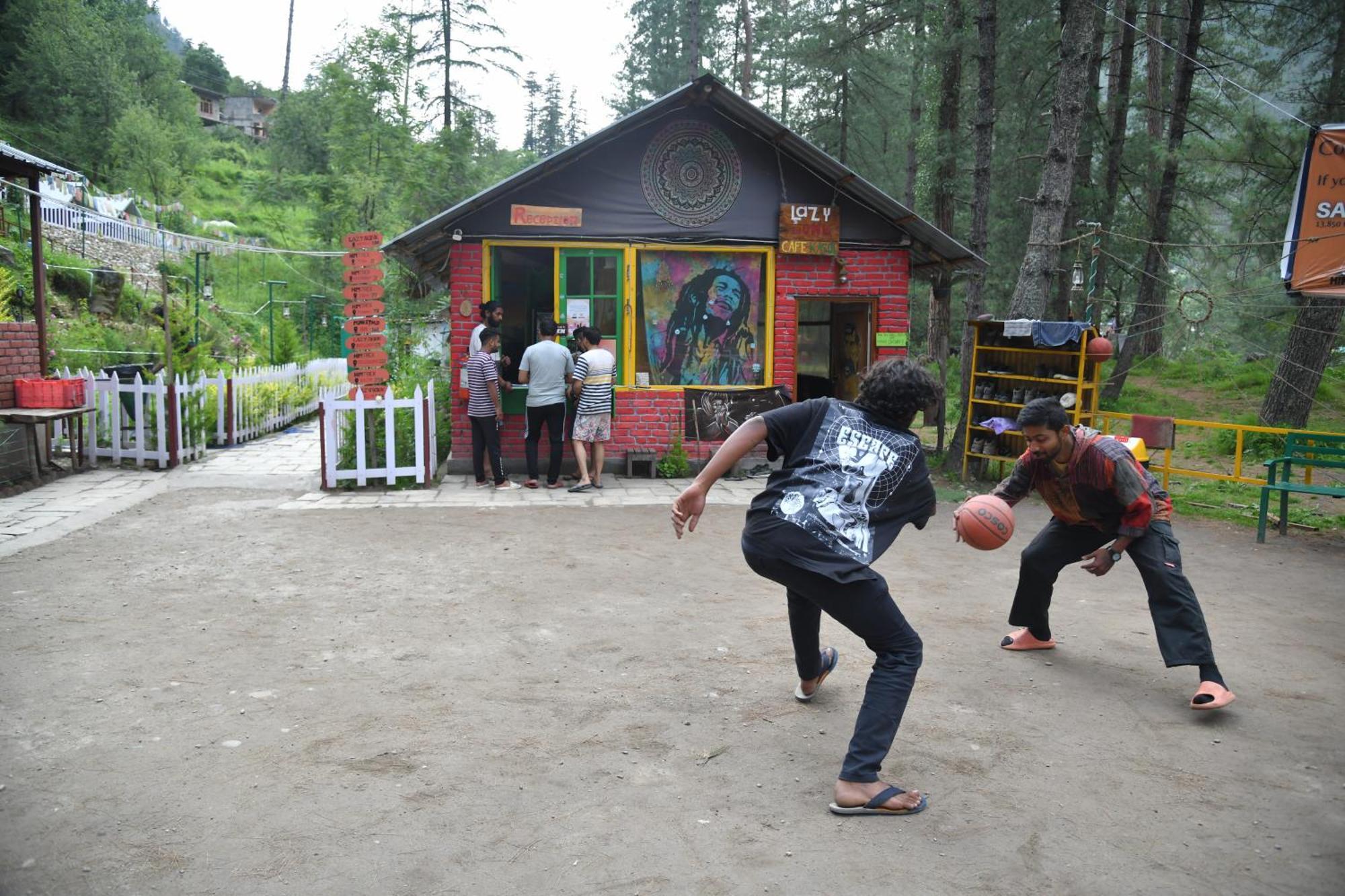 Himtrek Riverside Camps, Kasol Exteriör bild